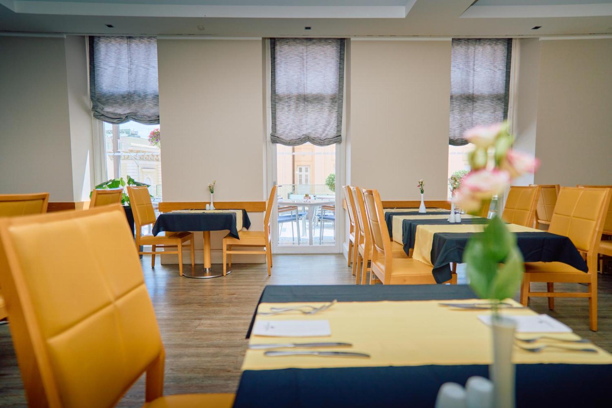 Astoria Hotel Opatija Bagian luar foto