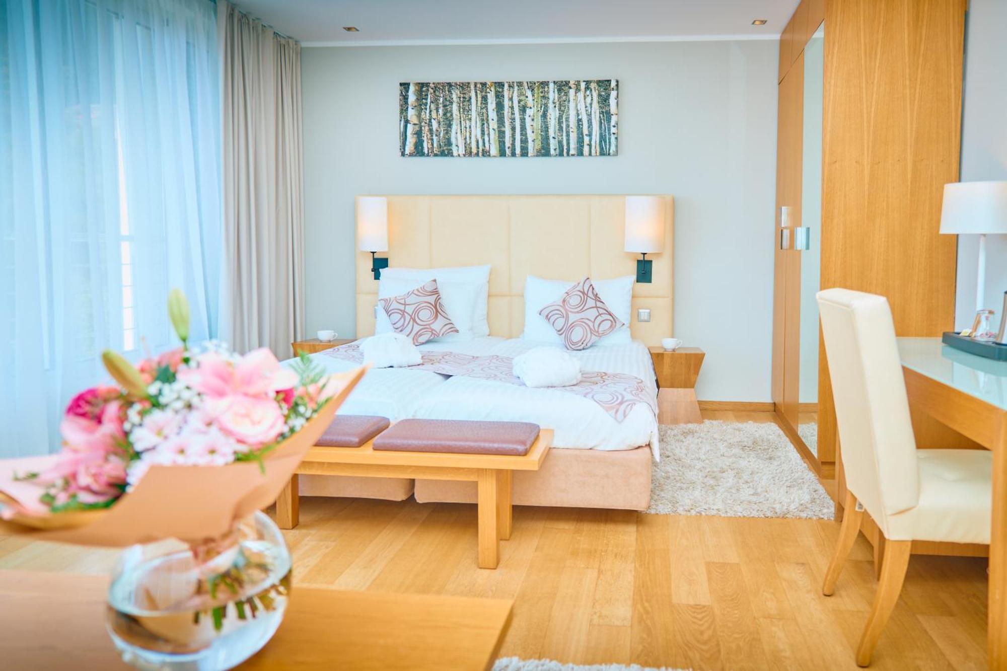 Astoria Hotel Opatija Bagian luar foto